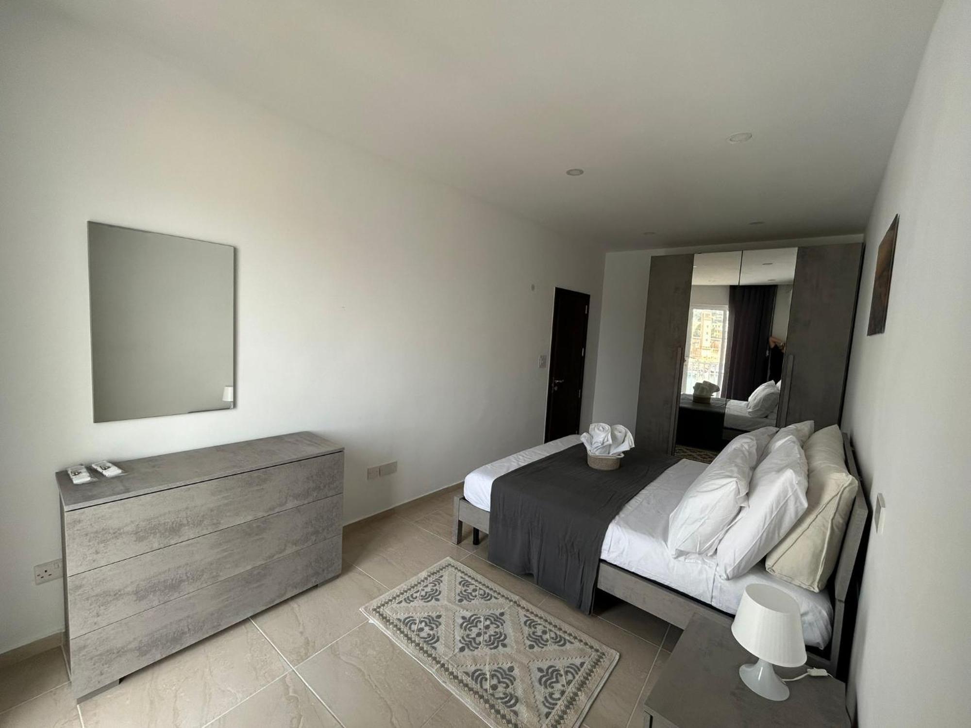Seaview Setters Studio Apartment Marsaskala Eksteriør billede
